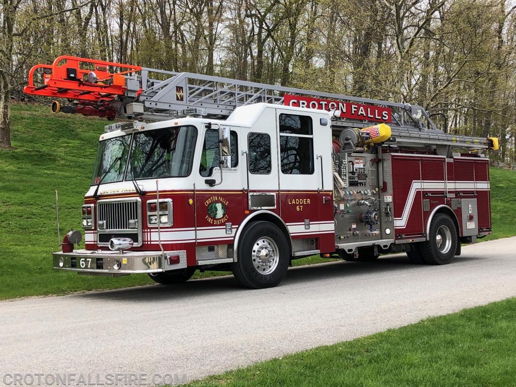 Ladder 67; 2005 Seagrave 75' Quint